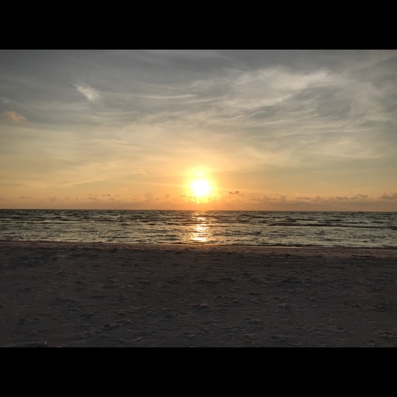 Meet your Posher, Ashley - Picture 1 of 1